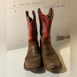 Men's Ariat cowboy boots size 11D